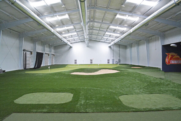 Toronto indoor putting facility with tee boxes